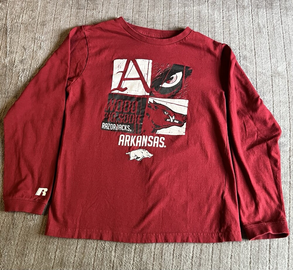 Russel Boys Tee Size Large Arkansas Razorback Football 100% Cotton Long Sleeve